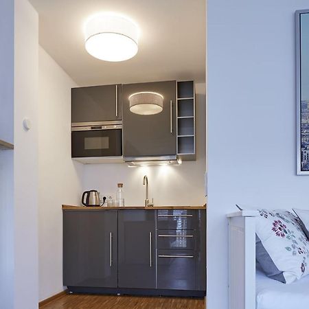 Nonstop Hotel Augsburg - Ubernacht - Hostelhotelhome Eksteriør bilde