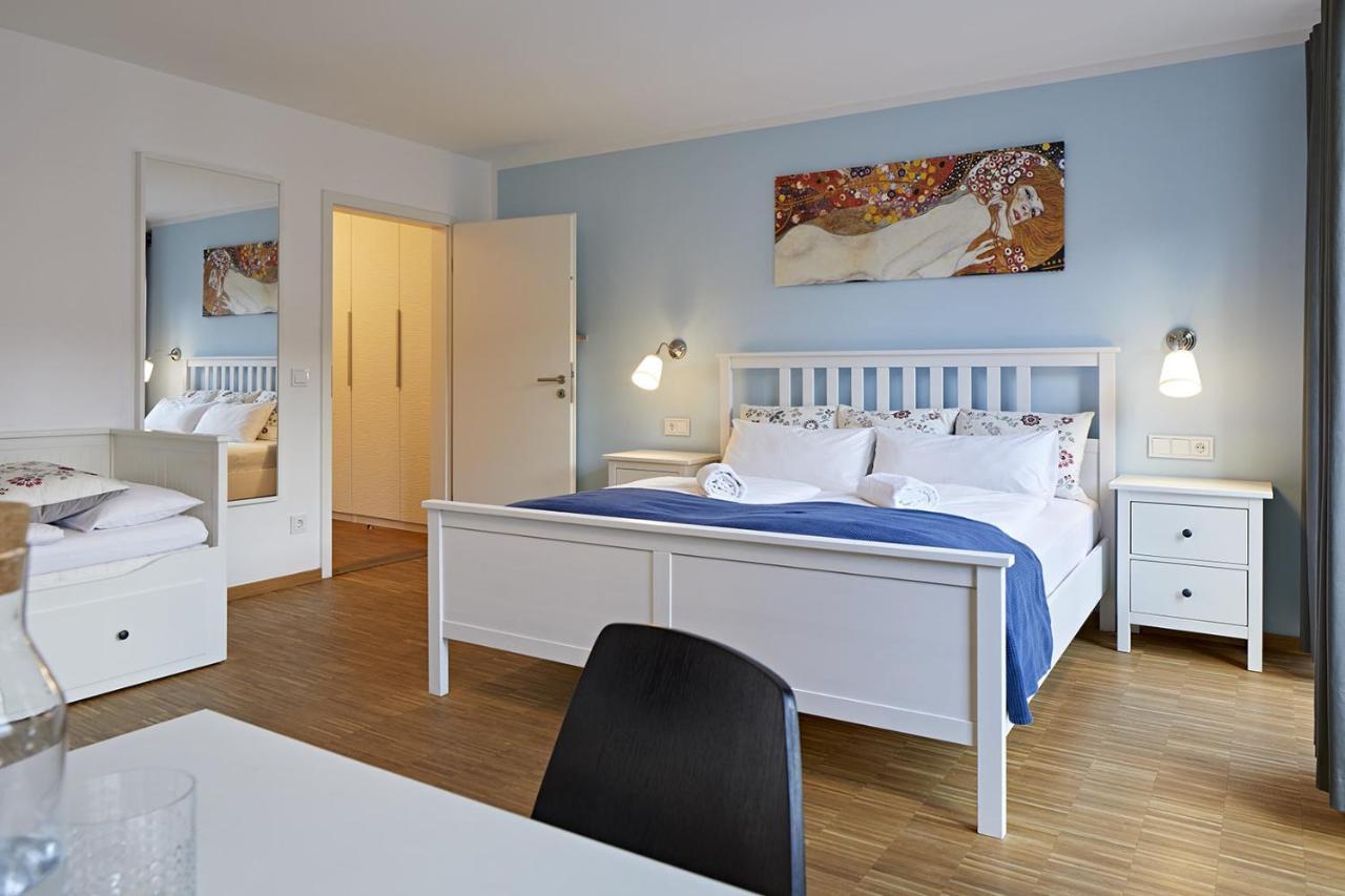Nonstop Hotel Augsburg - Ubernacht - Hostelhotelhome Eksteriør bilde