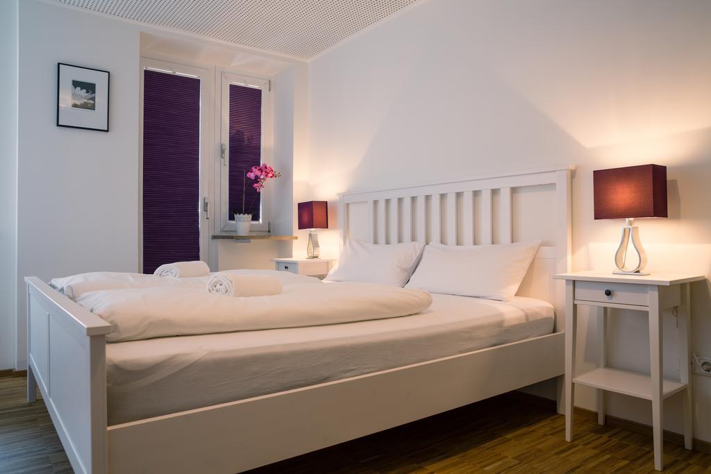 Nonstop Hotel Augsburg - Ubernacht - Hostelhotelhome Eksteriør bilde