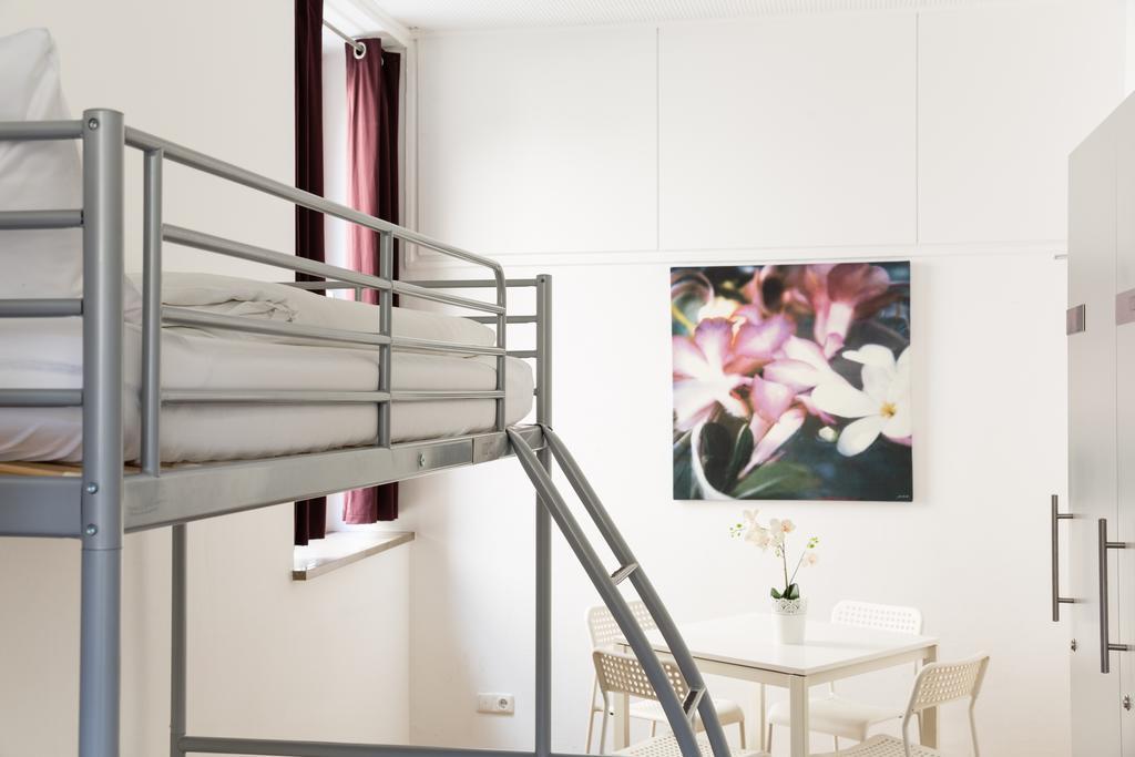 Nonstop Hotel Augsburg - Ubernacht - Hostelhotelhome Eksteriør bilde