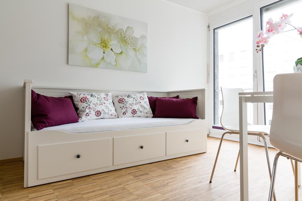 Nonstop Hotel Augsburg - Ubernacht - Hostelhotelhome Eksteriør bilde
